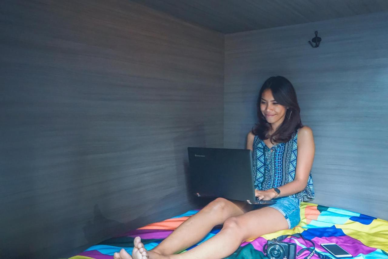 Nomad Hostel Kemang جاكرتا المظهر الخارجي الصورة